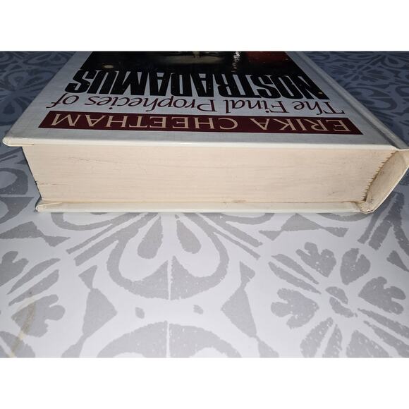 The Final Prophecies of Nostradamus – Erika Cheetham - Picture 6 of 11